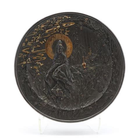 bronze and mixed metals circular box with bodhisattva of compassion|A RARE AND FINELY CAST GILT.